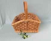 Basket Vintage 15 quot medium to large rectangular rounded sides heavy duty strong working basket wood handle weaving across light brown woven