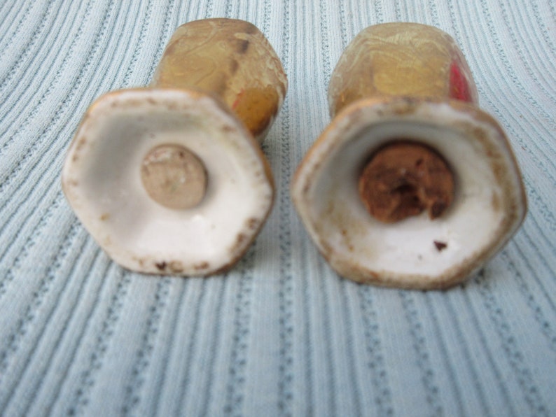 Salt /& Pepper shakers Vintage gold over ceramic china small collectible display wedding little tiny matching pair set shaker serving fancy