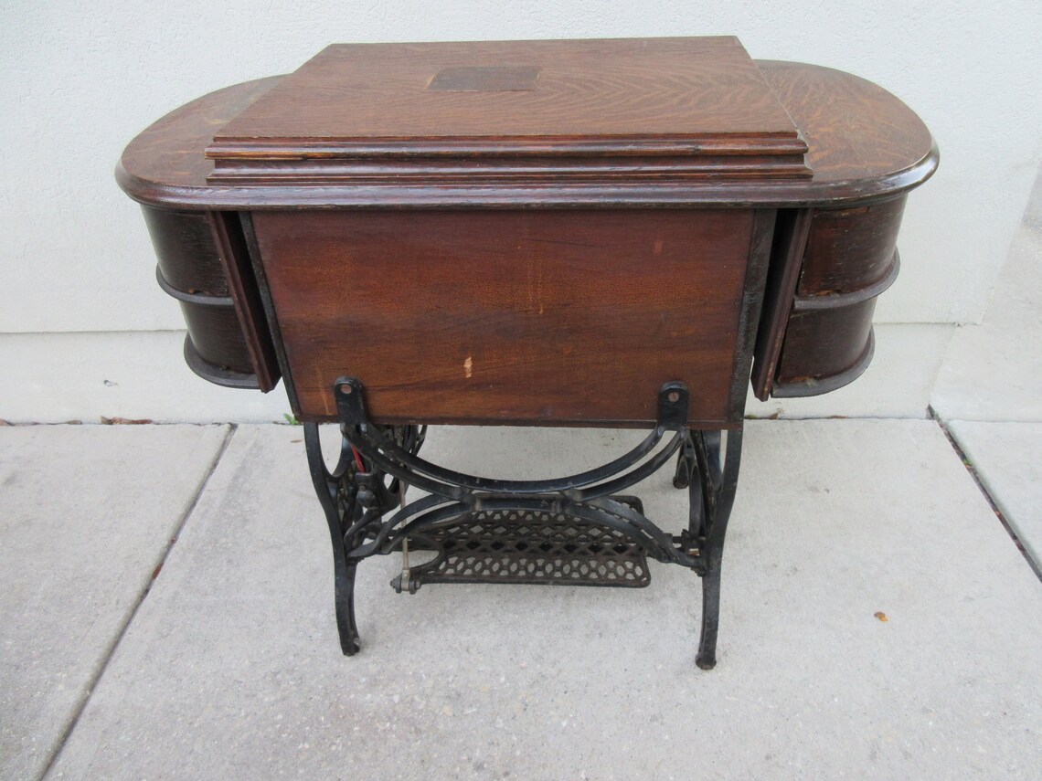 Rare Antique Eldredge Treadle Sewing Machine With Etsy