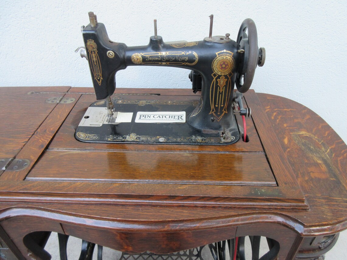 Rare Antique Eldredge Treadle Sewing Machine With Etsy