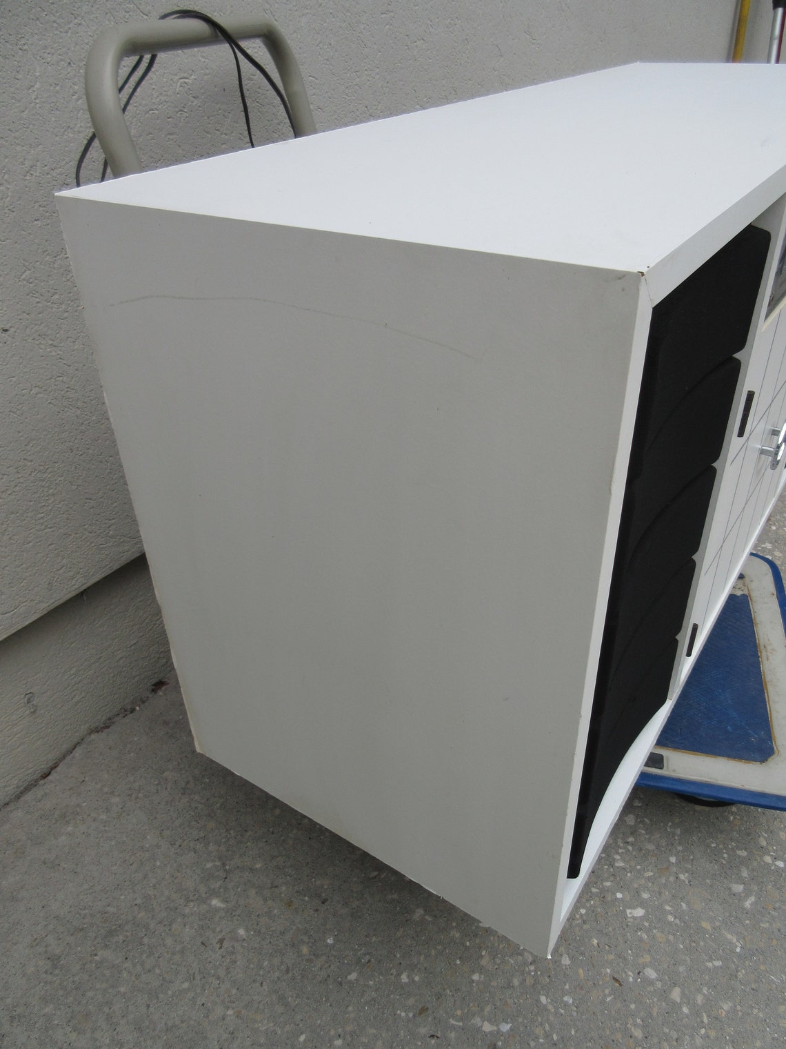 70's Retro Mid Century Gabinete estéreo moderno Soundesign | Etsy