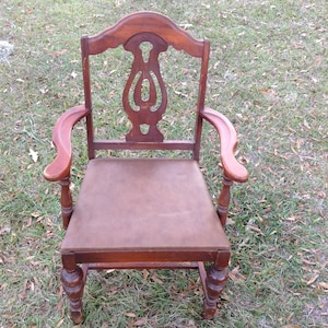 Chair Beautiful Vintage Chippendale style Victorian Parlor Arm Chair armchair Ornate wood desk dresser vanity dressing room chair decorative