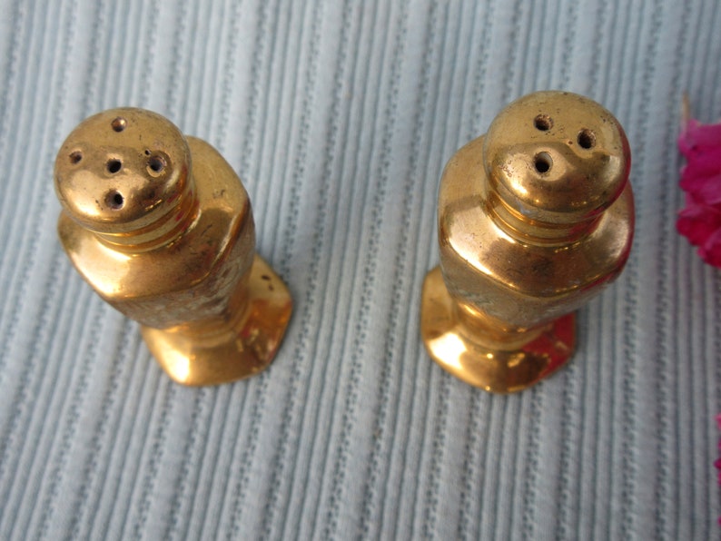 Salt /& Pepper shakers Vintage gold over ceramic china small collectible display wedding little tiny matching pair set shaker serving fancy