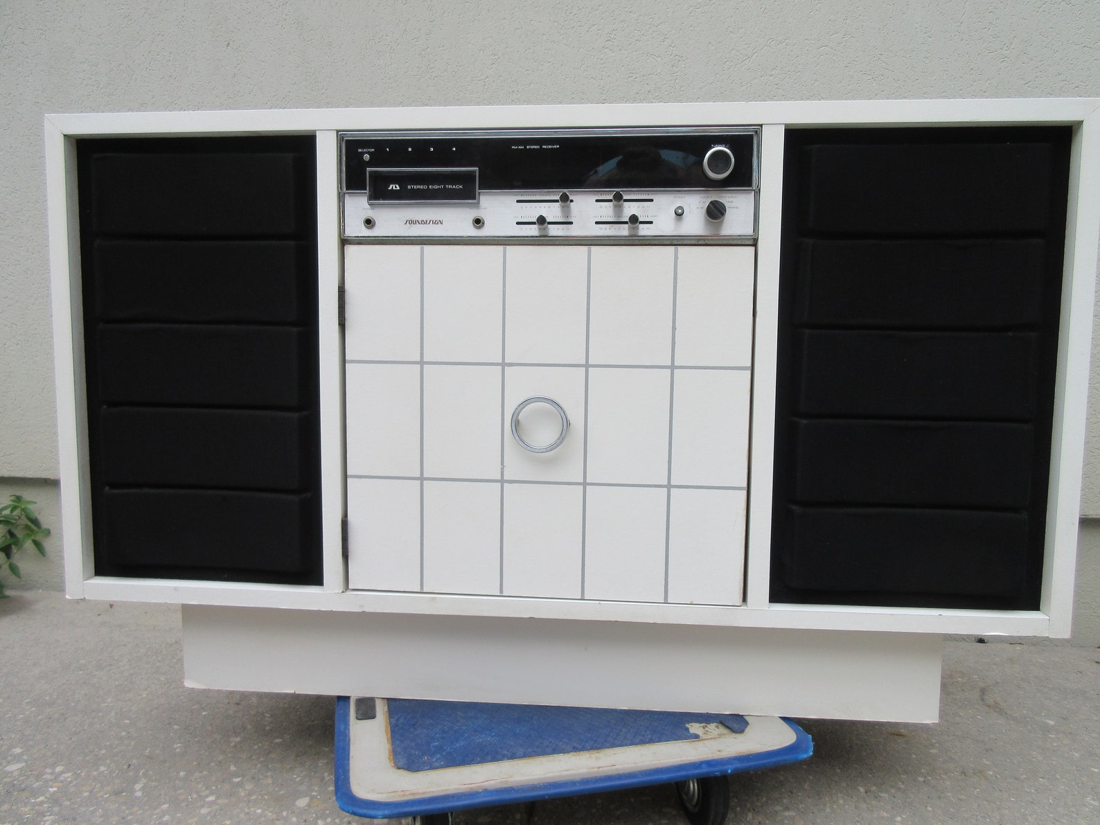 70's Retro Mid Century Gabinete estéreo moderno Soundesign | Etsy