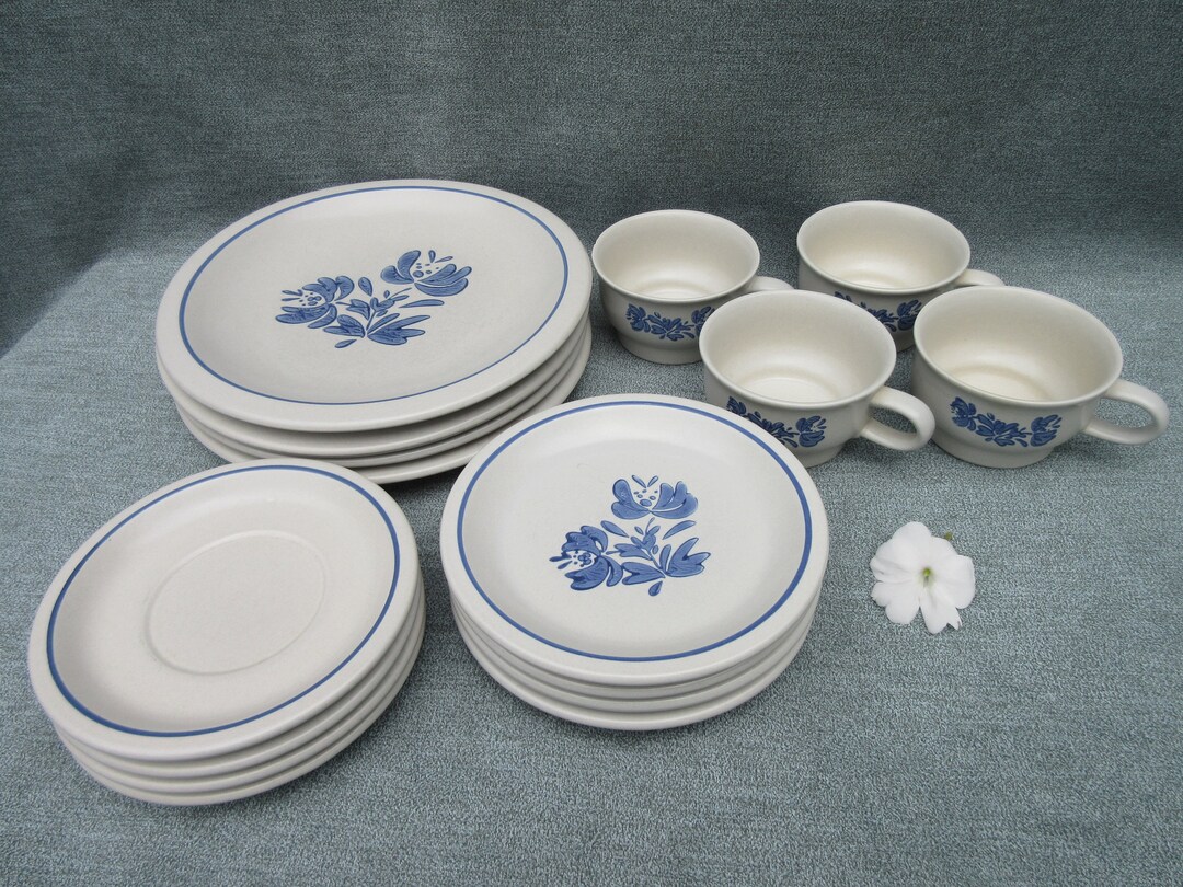 Service of 4 Pfaltzgraff Yorktown Stoneware Blue Pattern Place Etsy