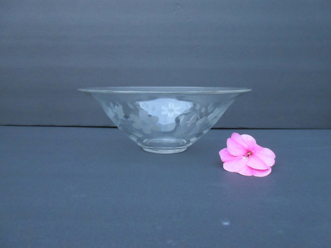 Clear Glass Bowl Deep Serving Bowl Etched Floral Leaf Design Etsy UK