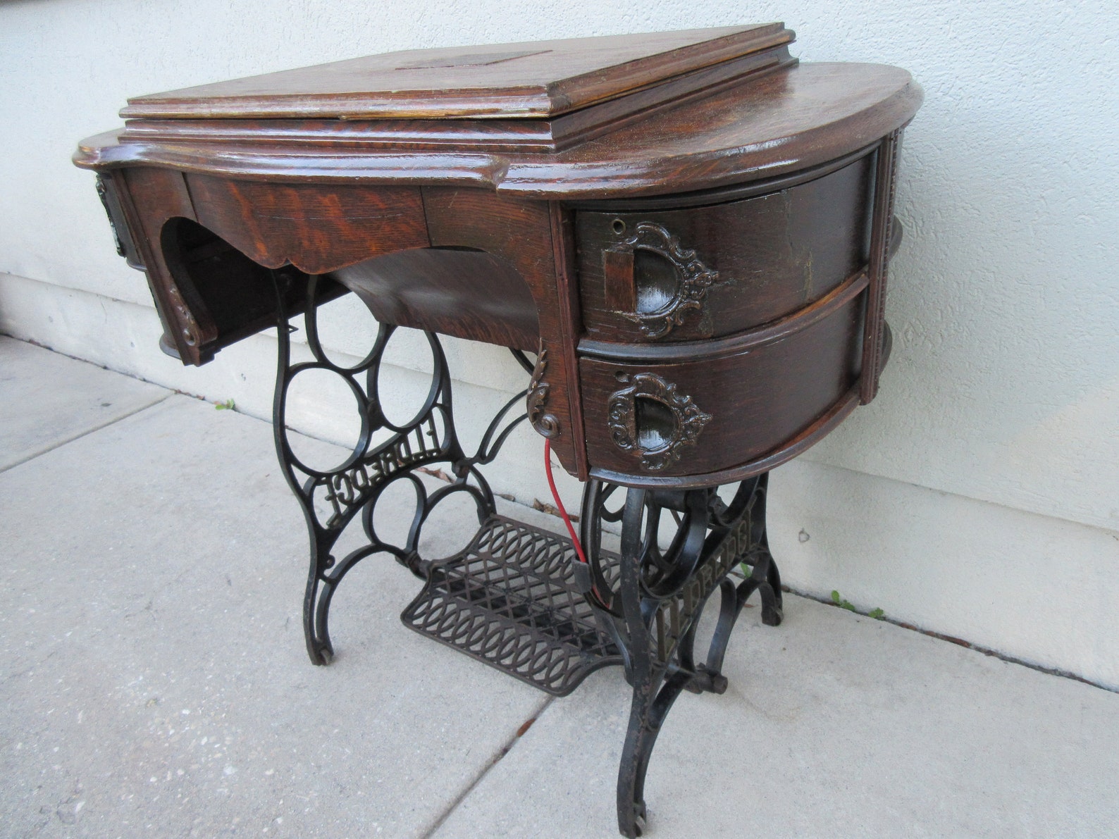Rare Antique Eldredge Treadle Sewing Machine With Etsy