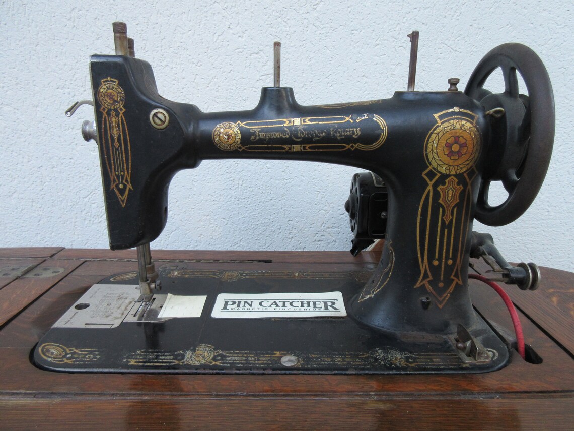 Rare Antique Eldredge Treadle Sewing Machine With Etsy