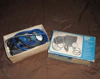 Vintage Bard Hyper-Chec Home Blood Pressure Set