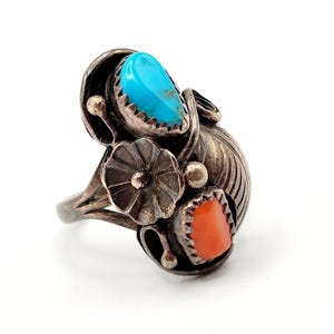 Sterling Turquoise & Coral Squash Blossom Ring | Navajo Style Silver Sz 7.5 Vintage