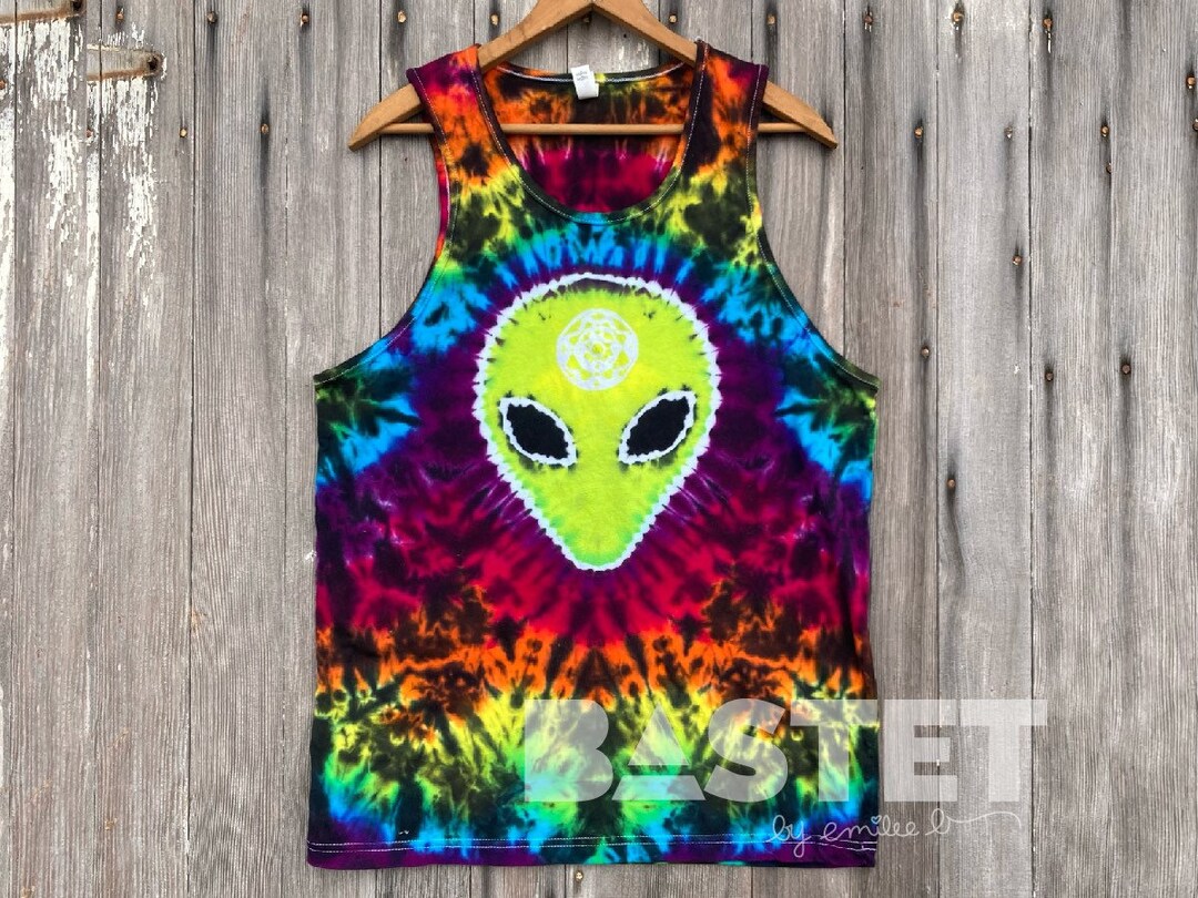 Camiseta o musculosa con efecto tie dye personalizada de Alien tallas XS S M L XL 2X 3X 4X 5X 6X Alien tie dye Alien crop top Alien remera Etsy Mexico