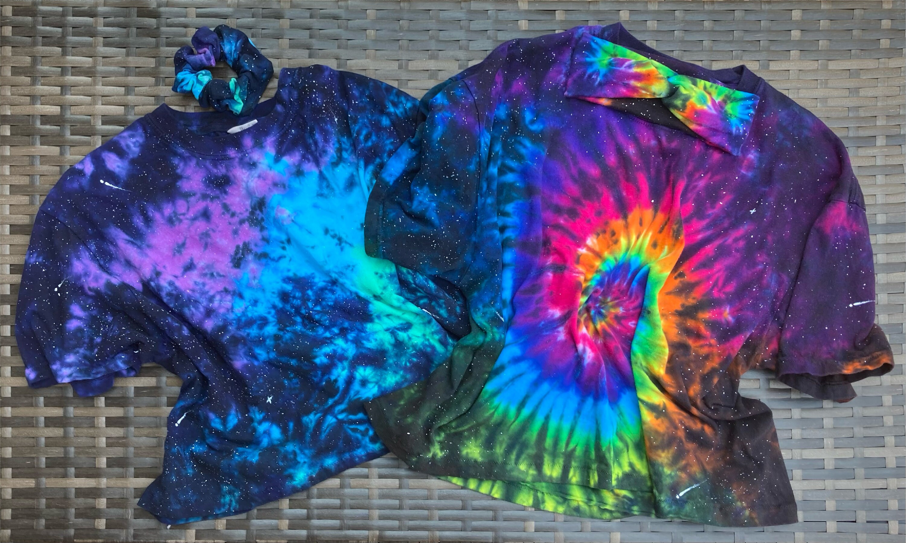 Camiseta tie dye alien hotsell