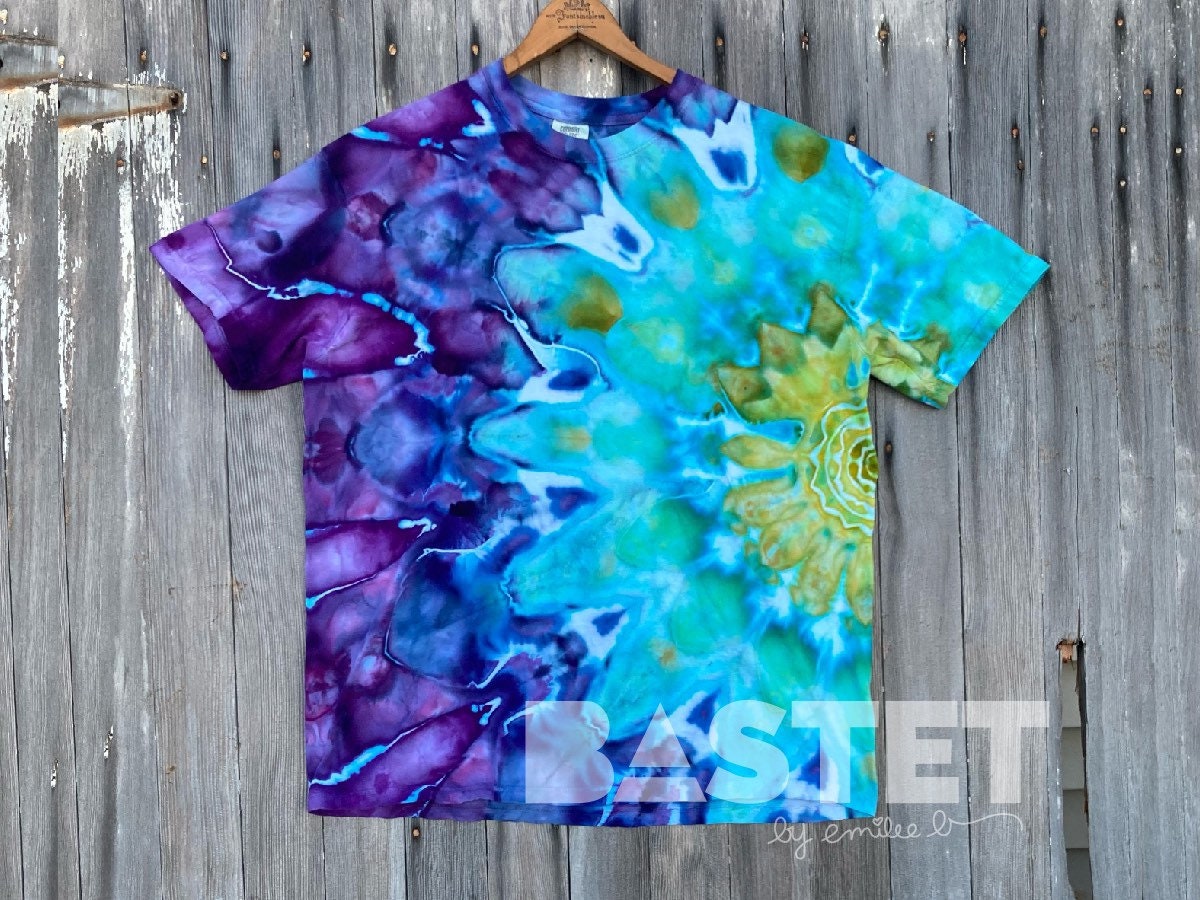 CUSTOM Tie Dye Mandala Shirt or Tank, Xs, Small, Medium, Large, Xl, 2X, 3X, 4X, 5X, 6X, Festival Clothing, Boho Shirt, Gift for Mom