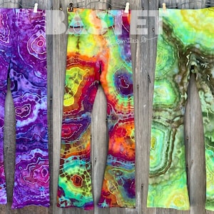 CUSTOM Tie Dye Ice Dye Geode Yoga Pants, Flared Leggings, XS, Small, Medium, Large, XL, 2X, Women’s Hippie Pants, Ice Dye Geode, Agate Gifts