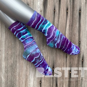 READY TO SHIP Watercolor Style Geode Ice Dye Tie Dye Bamboo Socks - Mazu