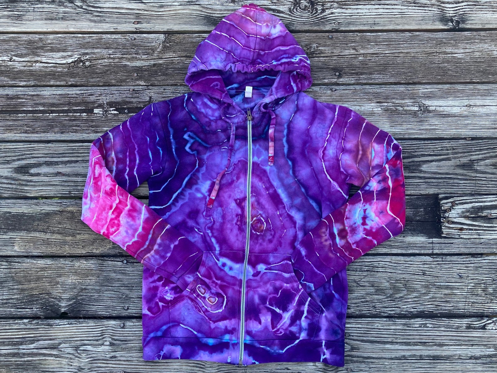 geode tie dye hoodie