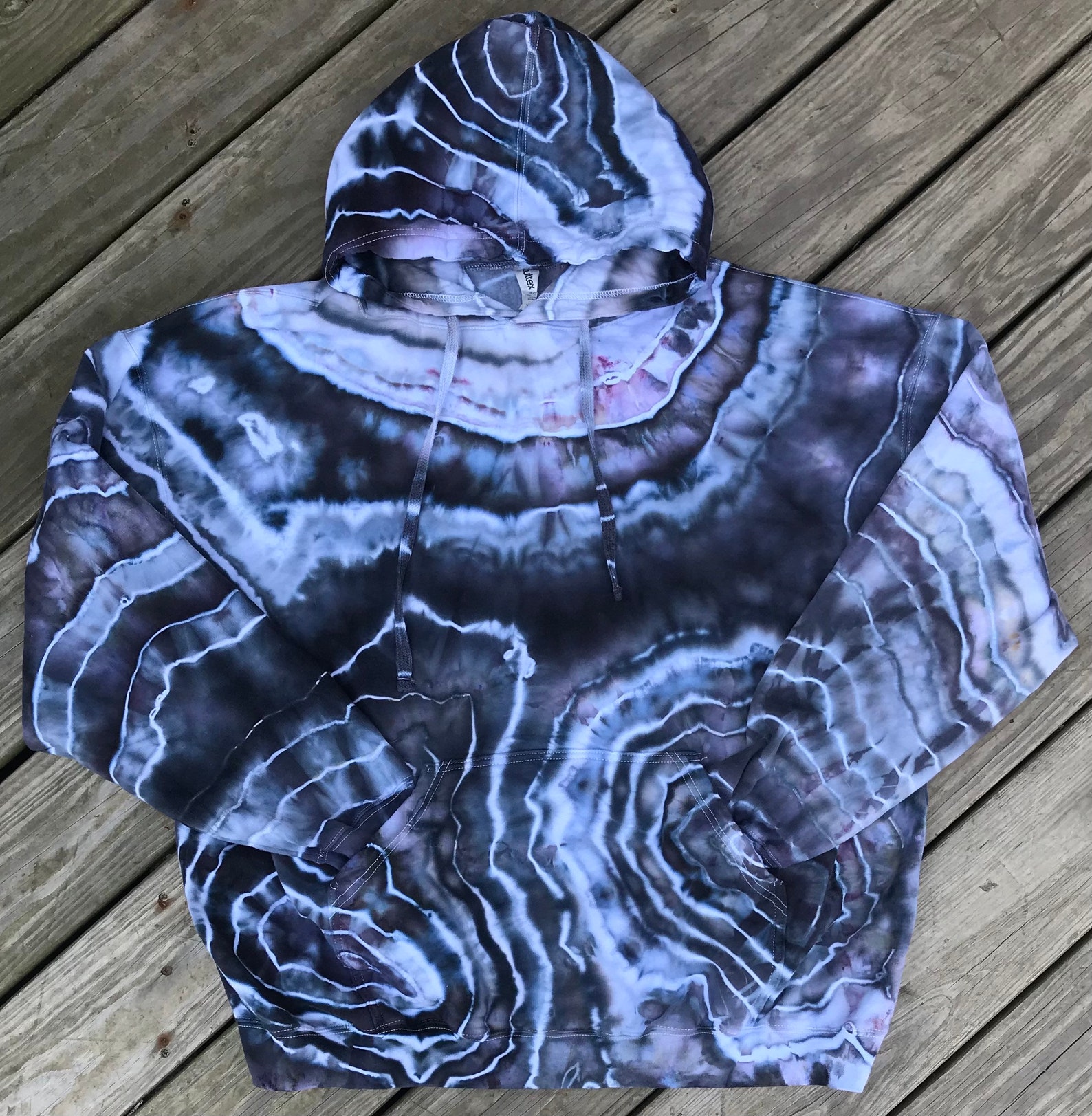 geode tie dye hoodie