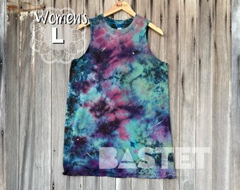 Grande robe t-shirt courte (12-14) prête à l'expédition, teint glacé inversé, teint glacé galaxie, robe tie-dye teint glacé, robe tie-dye pour femme, teint glacé