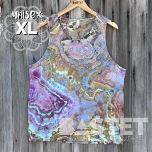 XL sofort lieferbar Aquarell Style Geode Leichtes Tank - Ilmatar, Geode Tie Dye, Ice Dye Shirt, Tie Dye Tank Top, Tie Dye Geo TShirt Tank