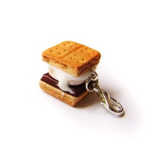 Smore Campfire Sandwich Charm, Miniature Food Jewelry, Polymer Clay S&#39;mores Food Charm