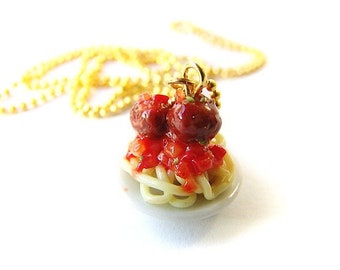 Spaghetti and Meatballs Necklace, Polymer Clay Spaghetti, Miniature Food Jewelry, Polymer Clay Food Necklace, Italien Food Necklace