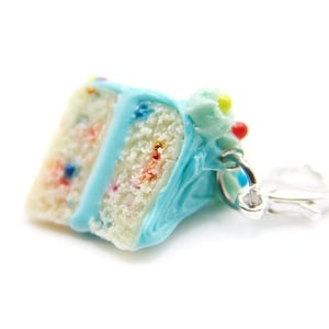 Bubblegum Layer Confetti Cake Charm, Miniature Food Jewelry, Polymer Clay Ice Cream Cake Charm, Cake Jewelry, Food Stitch Marker