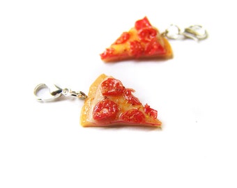 Pepperoni Pizza Charm, Ooey Gooey Pizza Charm, Miniature Food Jewelry, Polymer Clay Pizza, Pizza Jewelry, Pizza Party Charm