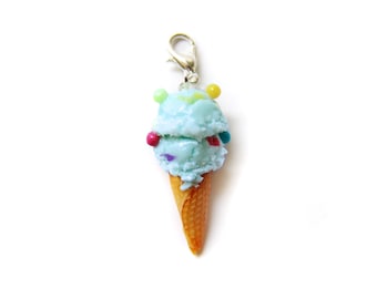 Bubblegum Ice Cream Charm, Miniature Food Jewelry, Polymer Clay Ice Cream Charm, Ice Cream Jewelry, Food Stitch Marker