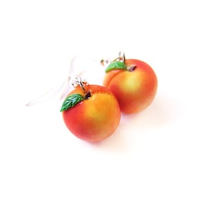 Peach Earrings, Miniature Food Jewelry, Polymer Clay Fruit, Georgia Peach Jewelry, Peach Dangle Earrings, Fruit Earrings, Miniature Fruit