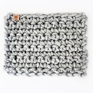 Wool Pet Bed | Chunky Wool Mat in Light Grey