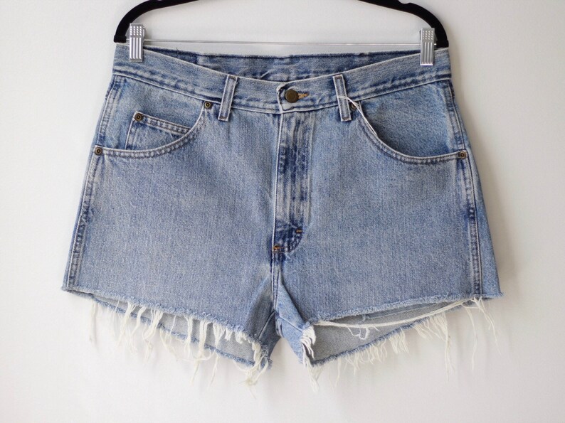 vintage high waisted wrangler shorts
