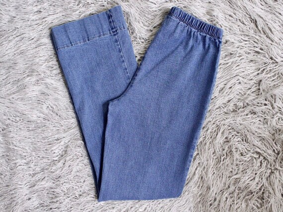 Retro 70's Blue Flare Jeans • 6/30"
