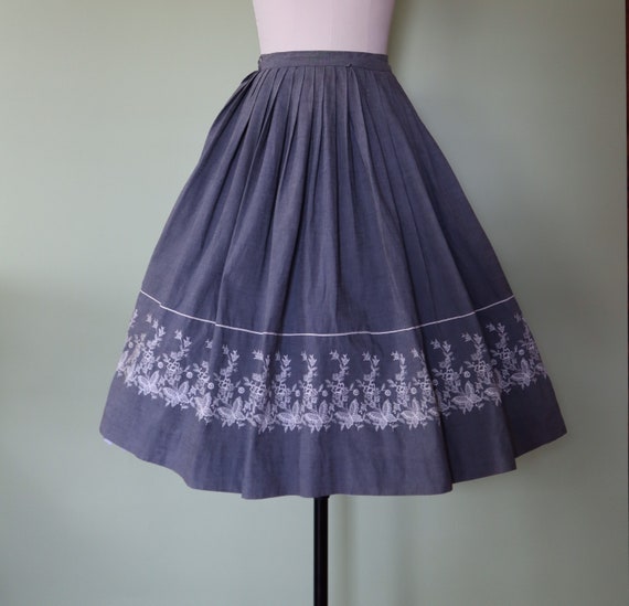 1950s grey cotton butterfly skirt, border skirt, j