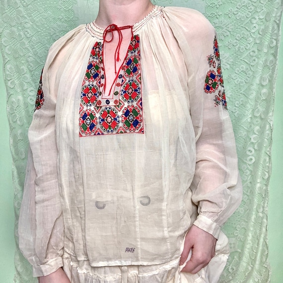 1940s Vintage Hungarian Peasant Top: Embroidered … - image 4