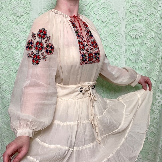 1940s Vintage Hungarian Peasant Top: Embroidered … - image 1
