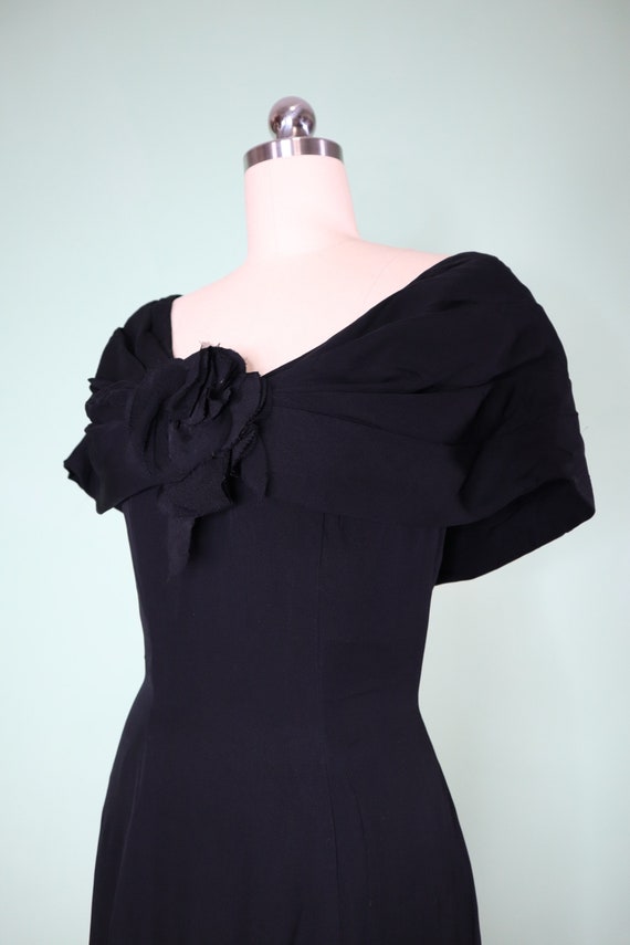 1950s Suzy Perette black dress, silk chiffon, ros… - image 5