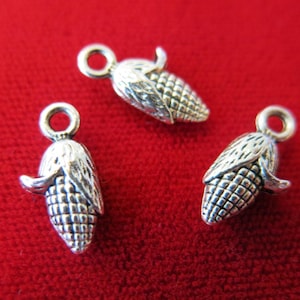 BULK! 30pc &quot;corn&quot; charms in antique silver style (BC345B)