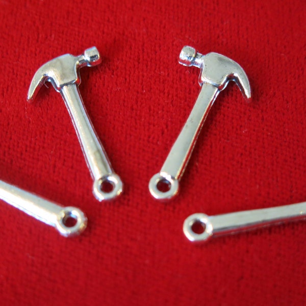 10pc "hammer" charms in antique silver style (BC483)