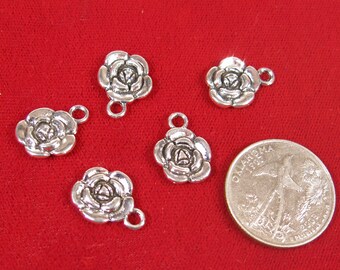 BULK! 30pc "rose" charms in antique style silver (BC352B)