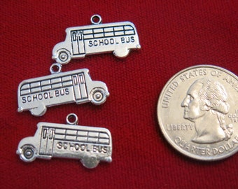 BULK! 30pc "school bus" charms in antique style silver (BC351B)