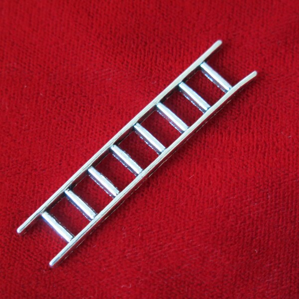 Large! 10pc "fire ladder" charms in antique silver style (BC757)