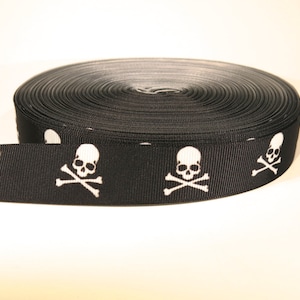 5 yards of 7/8 inch &quot;Skull&quot; grosgrain ribbon