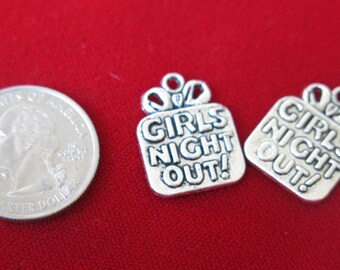 10pc "Girls night out" charms in antique silver style (BC304)