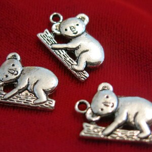Bulk Lot 30 Antique Silver Tone Koala Charms - A144, 50% Off Sale