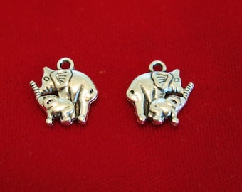 10pc "baby elephant" charms in antique style silver (BC894)