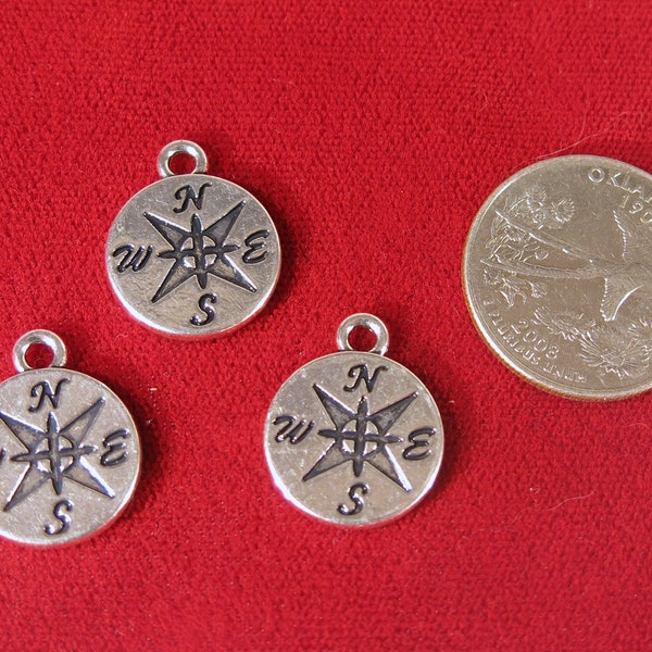 BULK! 15pc "compass" charms in antique silver style (BC679B)