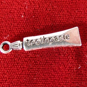BULK! 30pc "toothpaste" charms in antique silver style (BC523B)