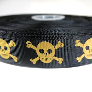 5 yards of 1 inch &quot;Skull&quot; grosgrain ribbon