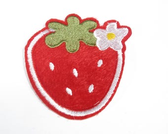 Iron-on "Strawberry", applique, application (P28)