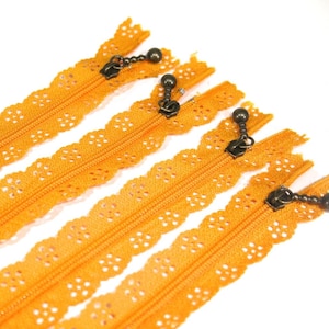3pc zipper 40cm / 16inch orange lace closed end (Z69)